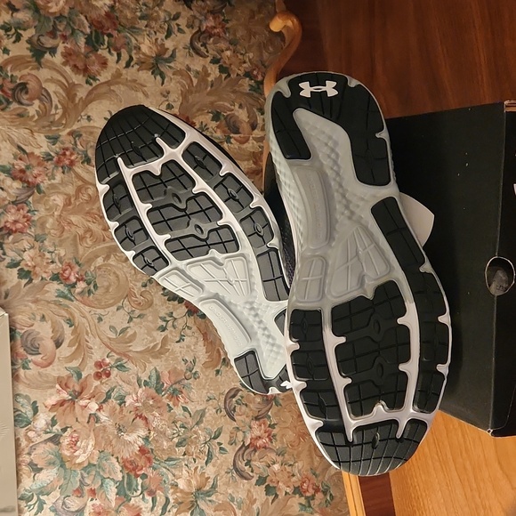 UNDER ARMOUR-CHARGED ROGUE 3  MEN'S- SIZE 13 - NEW - Picture 3 of 6